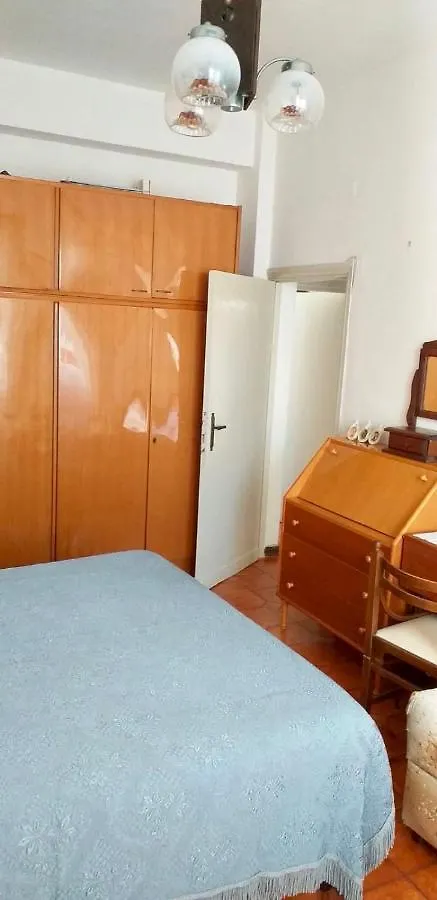 Via Serri 12 Appartamento Follonica 0*,  Italië