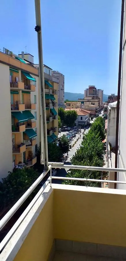 Apartment Via Serri 12 Appartamento Follonica