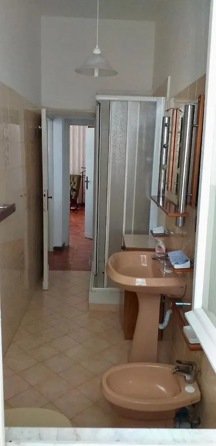 Apartment Via Serri 12 Appartamento Follonica